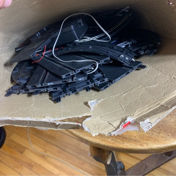 Vintage carrera nascar electric slot racing cars - Picture 7 of 8